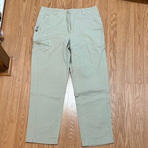 L.L. Bean Women's Light Green Straight Leg Pants